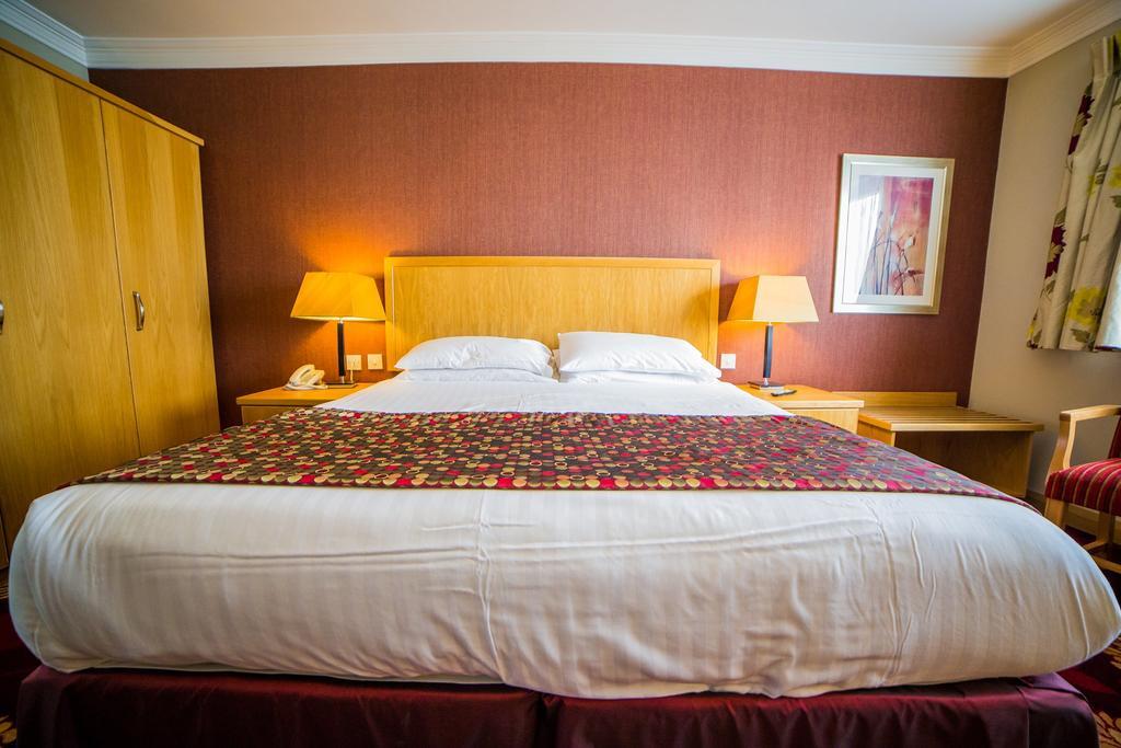 Curran Court Hotel Larne Esterno foto
